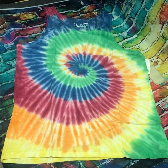 Vintage Tie-Dye Spiral Tank Top - Picture 1 of 4